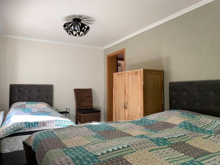 Waldferienhaus Dunja Mit Whirlpool, Sauna U Garten Hain  エクステリア 写真